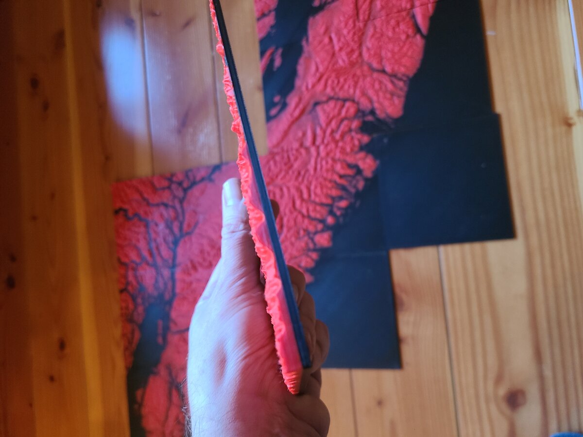 Side profile showing layers